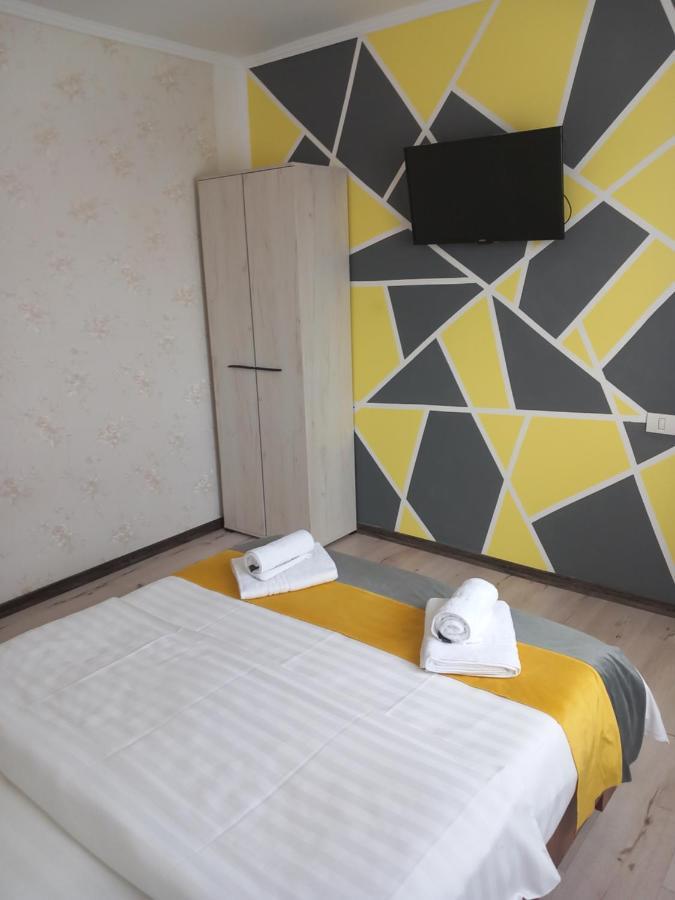 Vila Davison Targu Jiu Luaran gambar